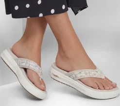Arch Fit Arcade Sandal - Flora Friends