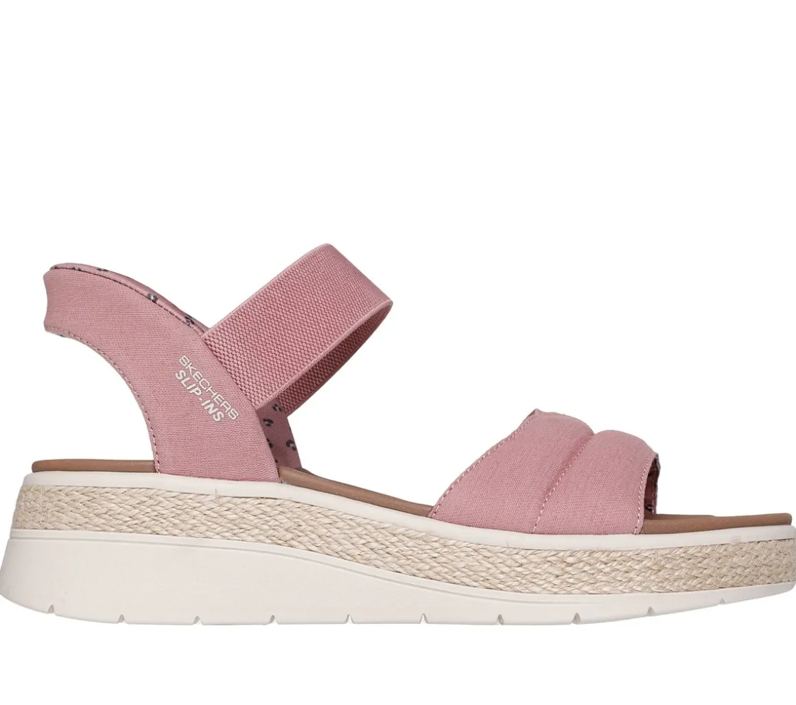 Skechers Slip-ins: BOBS Sun Ray