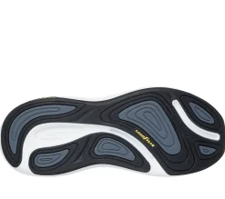 Skechers Slip-ins: Max Cushioning Suspension - Chrone