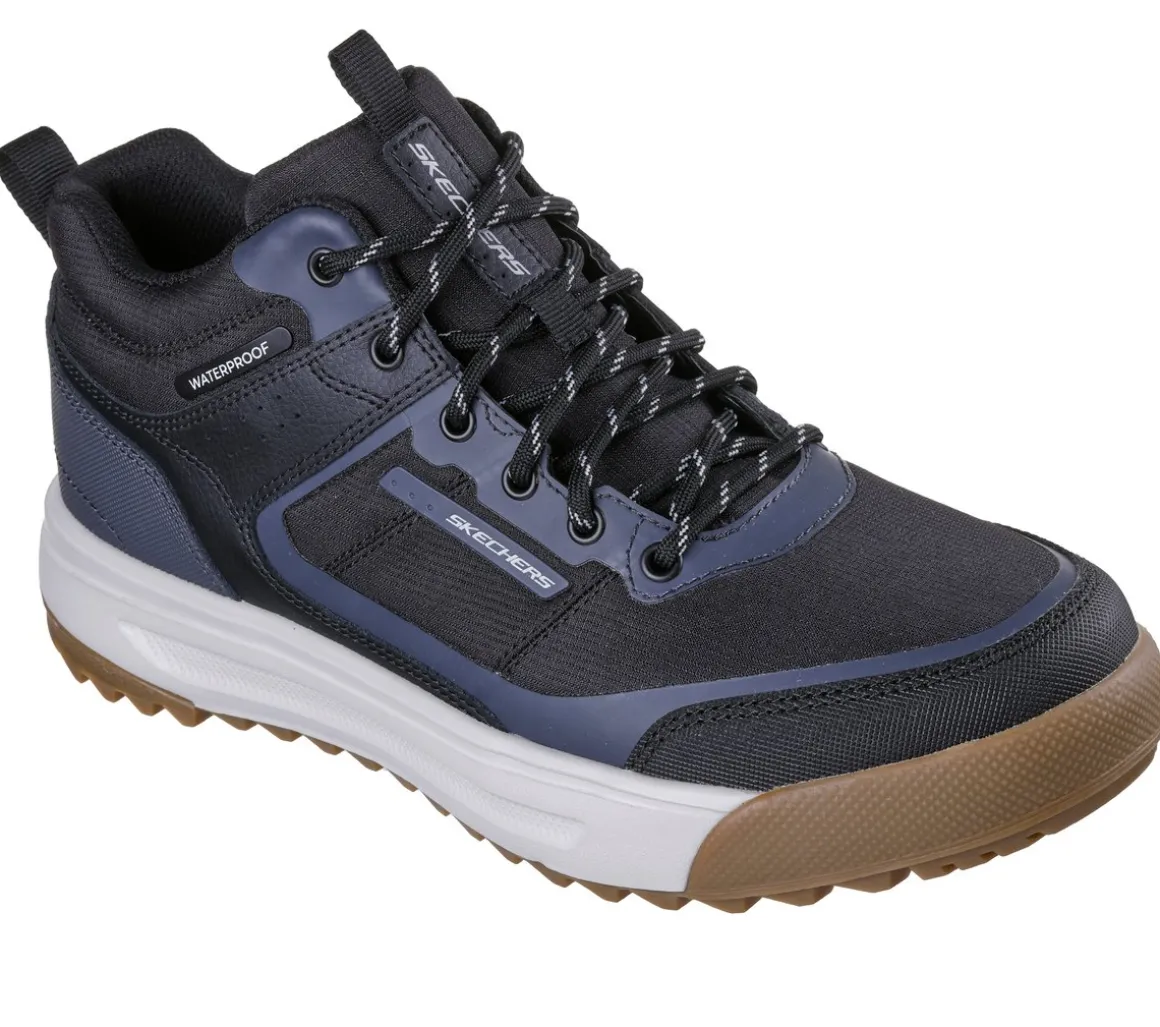 Waterproof: Urban Street Hiker
